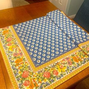 April Cornell 52 x 52 tablecloth